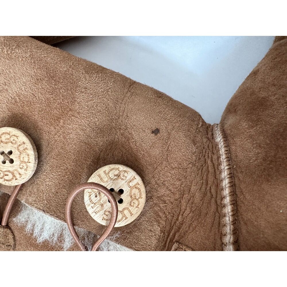 UGG Bailey Button Triplet II Boot in Chestnut Sue… - image 5